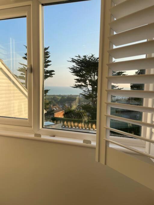 Villa The Bolt Hole Hythe Panoramic Coast And Sea Views Esterno foto