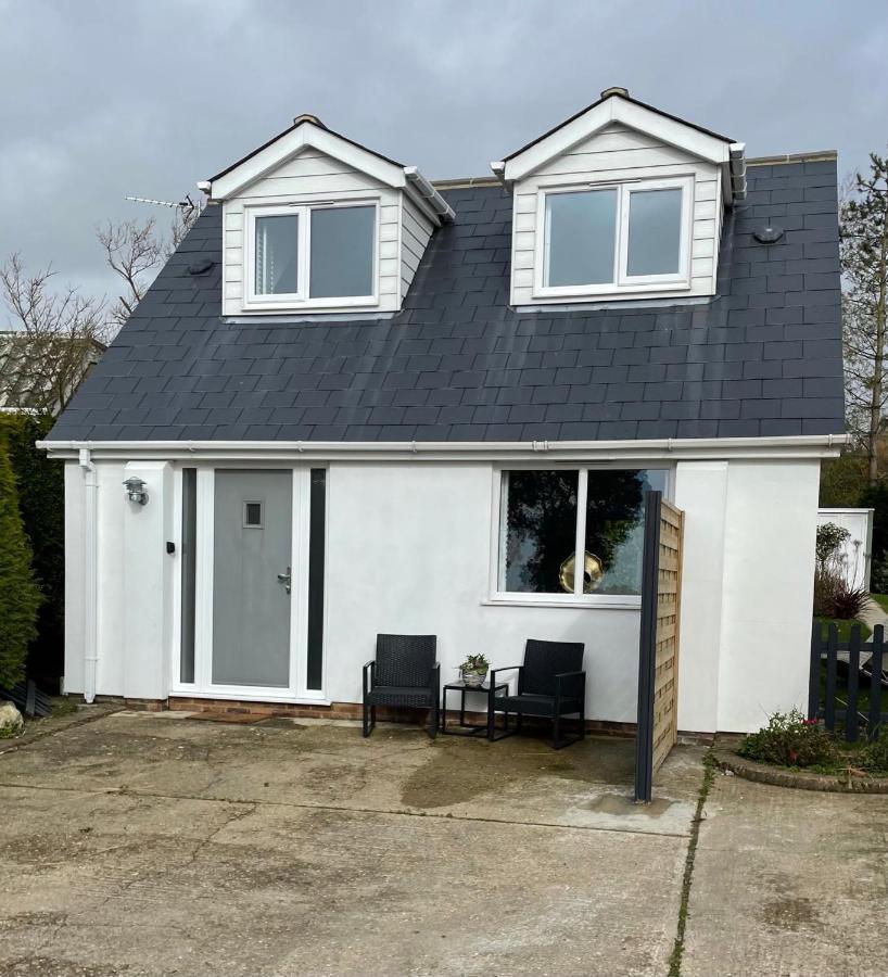 Villa The Bolt Hole Hythe Panoramic Coast And Sea Views Esterno foto