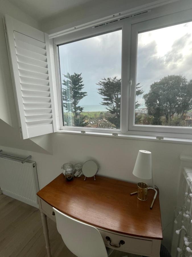 Villa The Bolt Hole Hythe Panoramic Coast And Sea Views Esterno foto